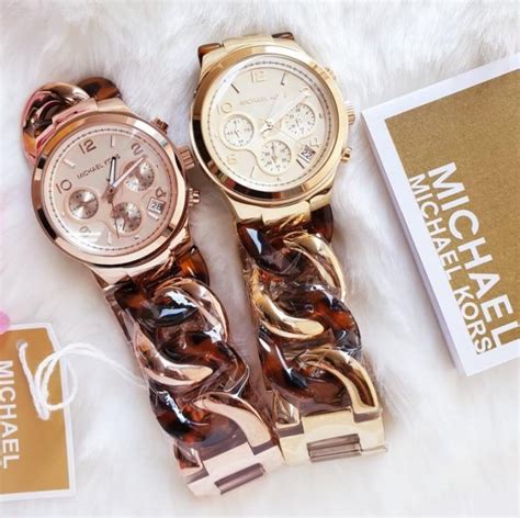 harga jam michael kors|harga dompet Michael Kors.